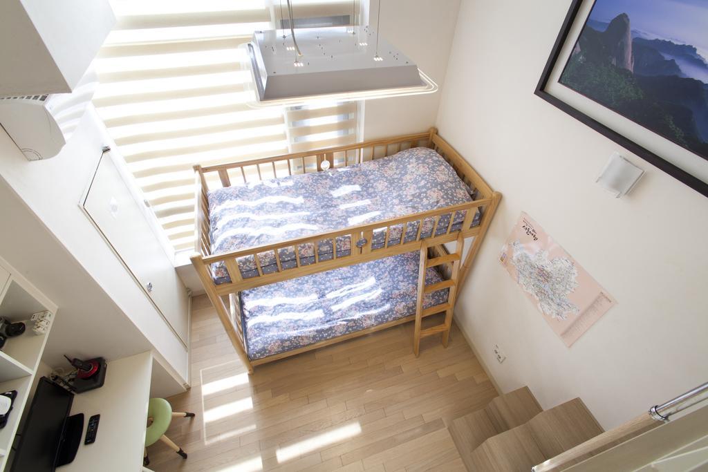 The House Apartment *